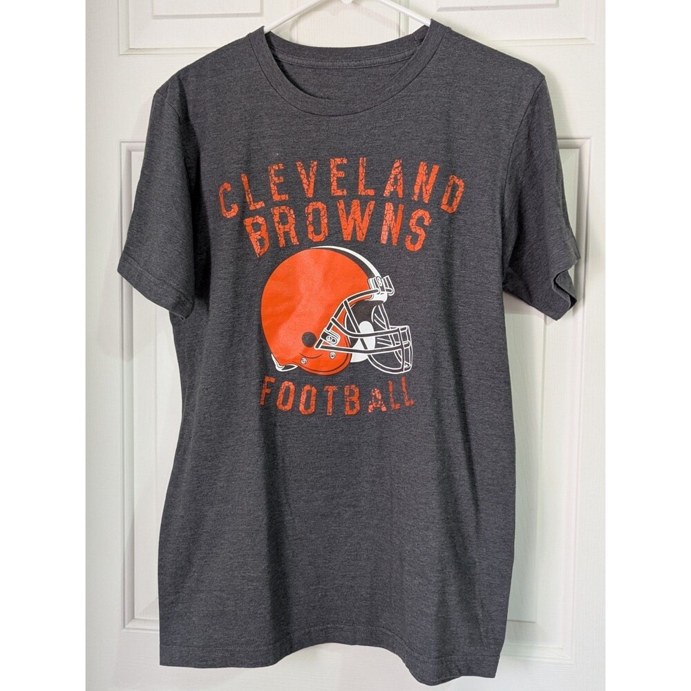 Majestic Cleveland Browns NFL T Shirt Mens Medium S/S Gray Football Helmet